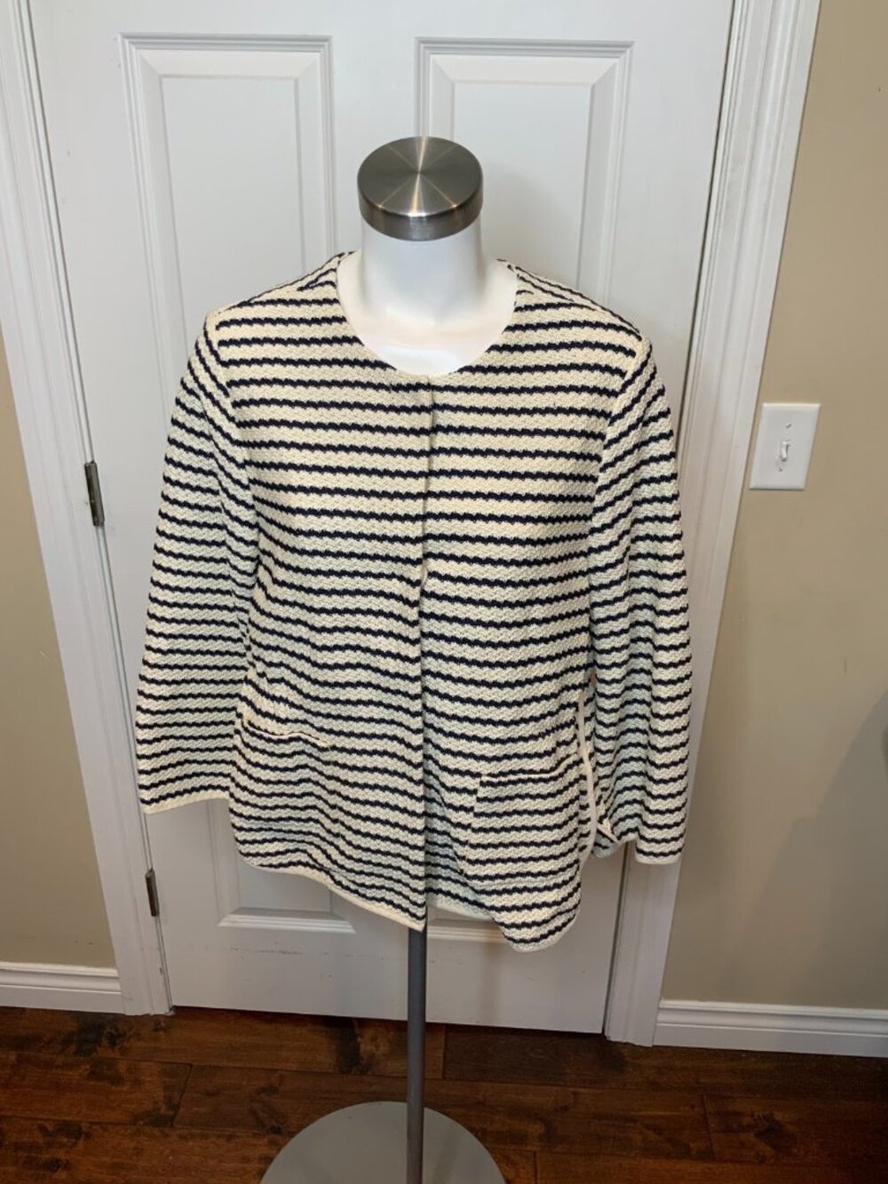 Odeeh White & Navy Striped Tweed Jacket NWT $695 Size Large | 40